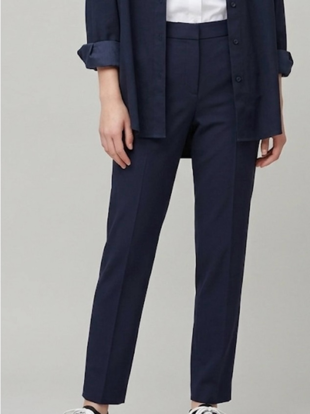 Uniqlo Navy 2-Way Stretch Easy‎ Ankle Pants - Size Medium - N